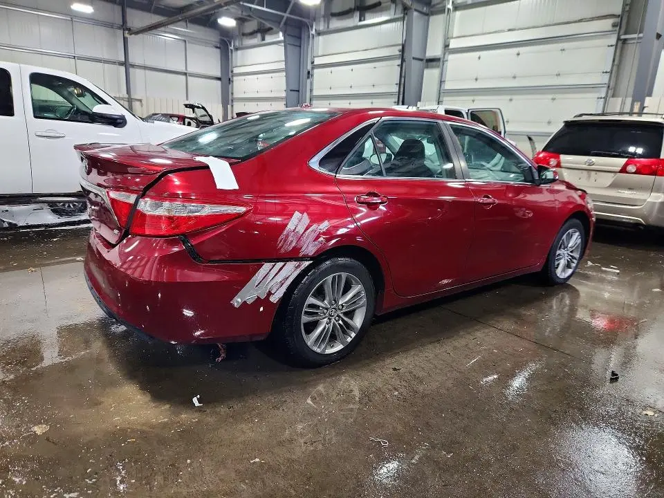2017 TOYOTA CAMRY SE  