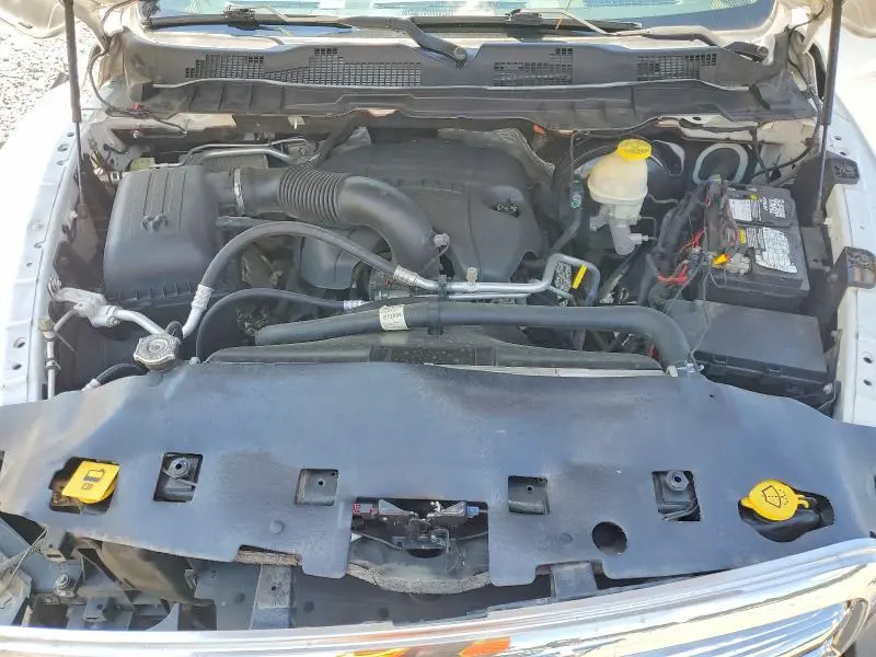 2017 RAM 1500 SLT  