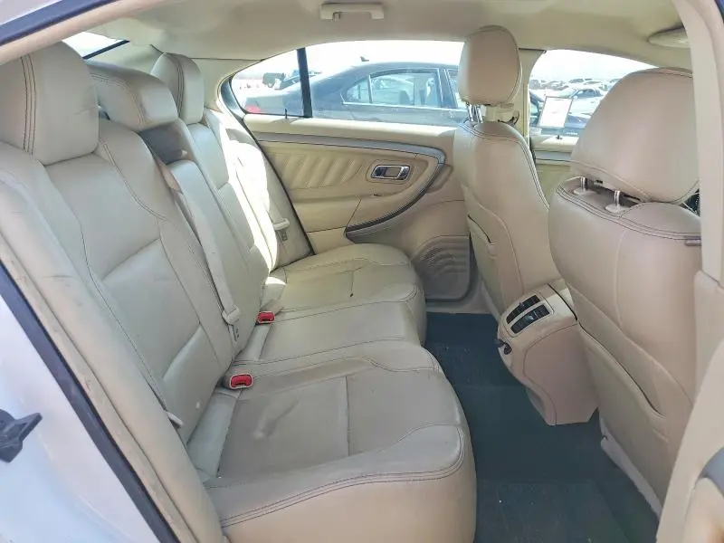 2016 FORD TAURUS SEL  
