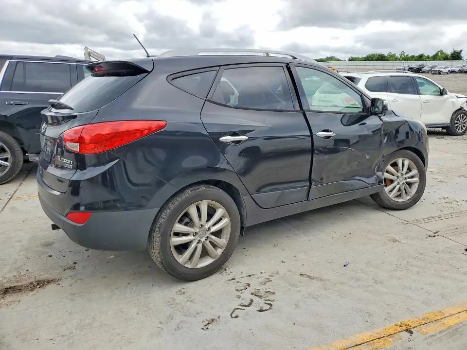 2012 HYUNDAI TUCSON   