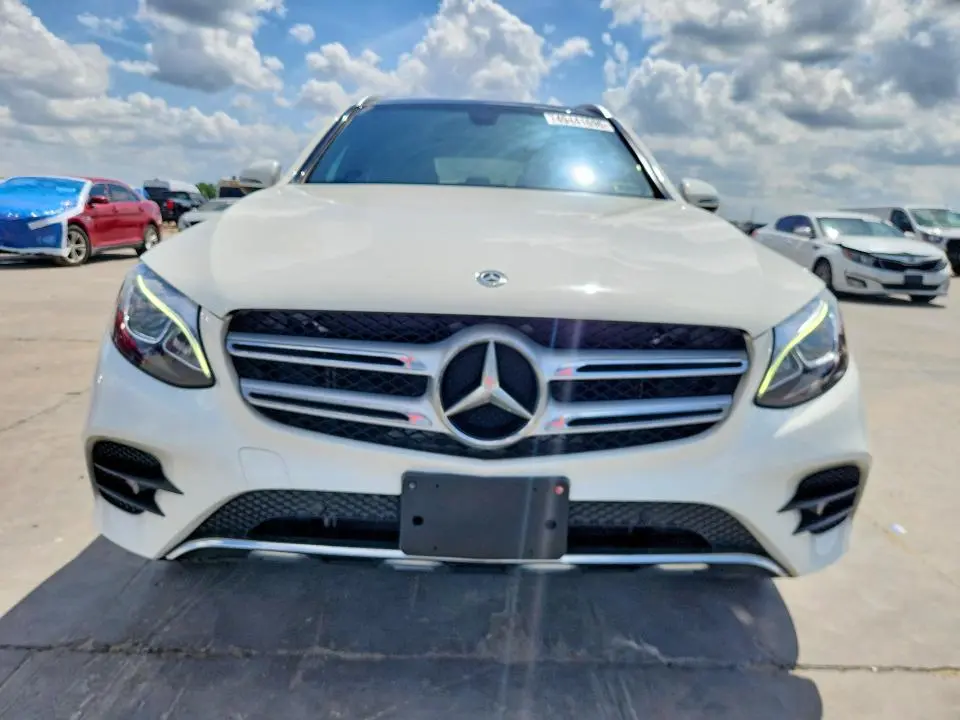 2019 MERCEDES-BENZ GLC   