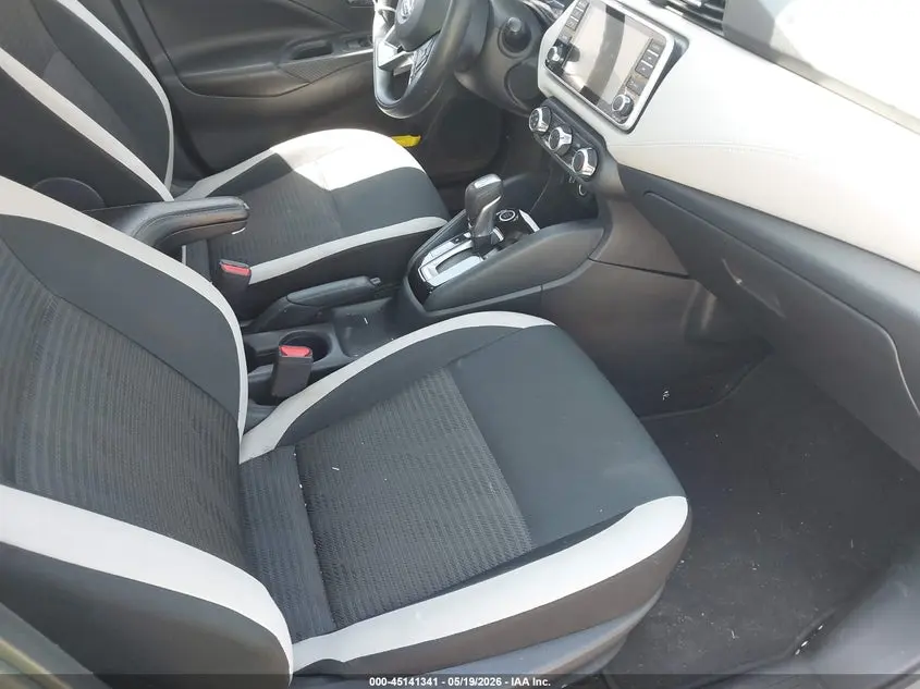 2020 NISSAN VERSA SV XTRONIC CVT