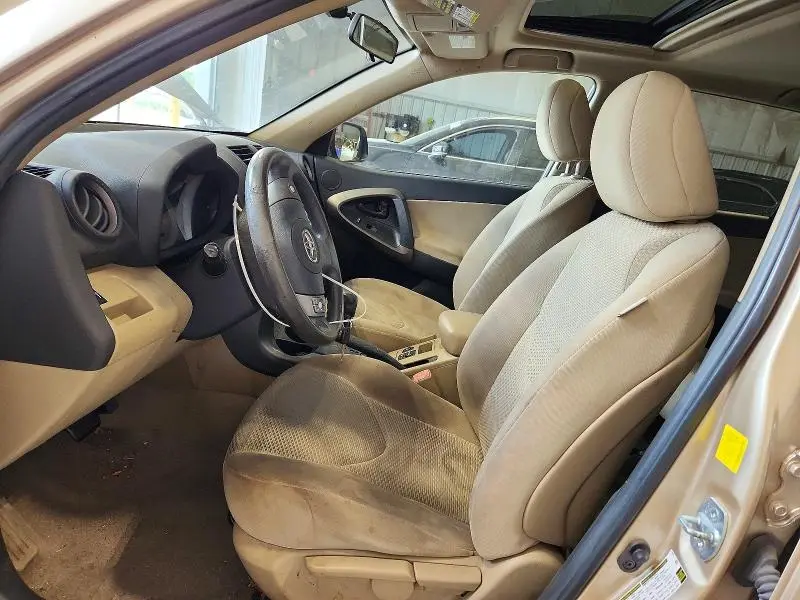 2011 TOYOTA RAV4 BASE  