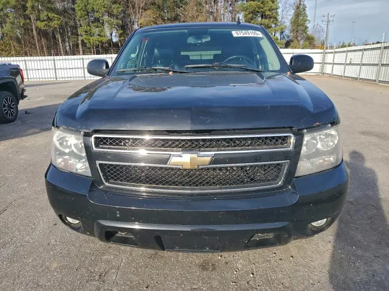 2011 CHEVROLET SUBURBAN K1500 LT  