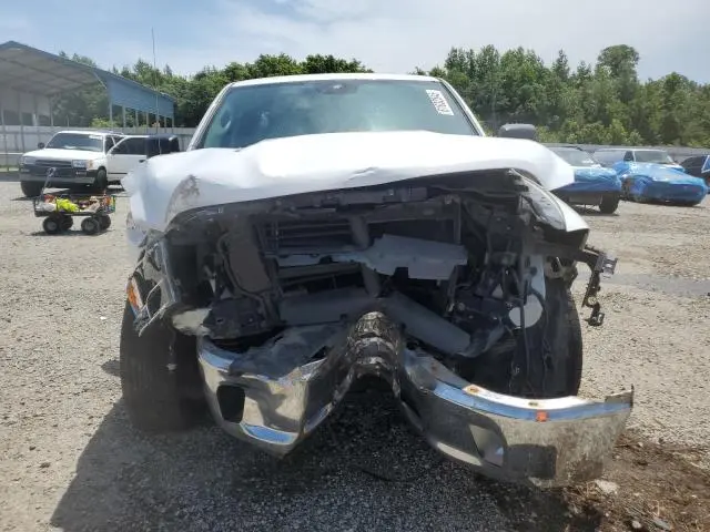 2015 RAM 1500 SLT  