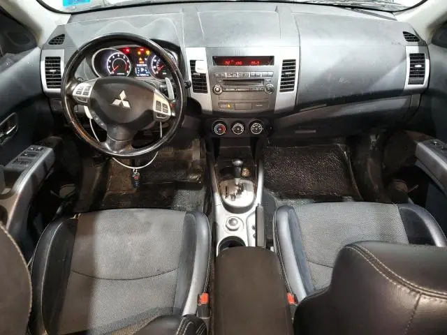 2012 MITSUBISHI OUTLANDER SE  