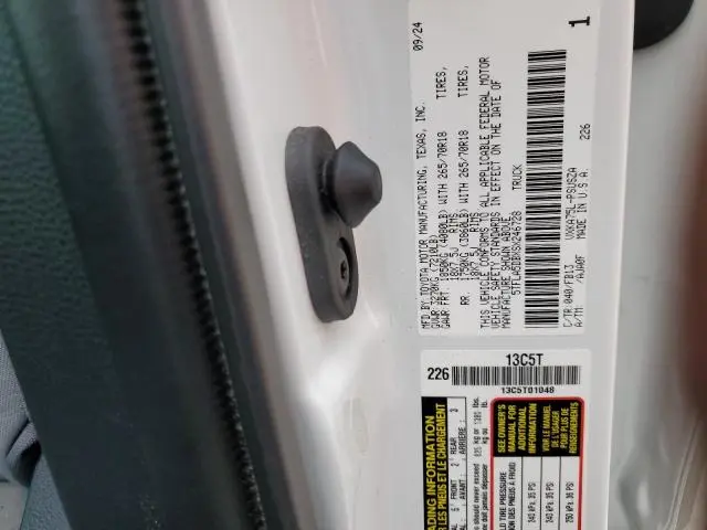 2025 TOYOTA TUNDRA CREWMAX SR  