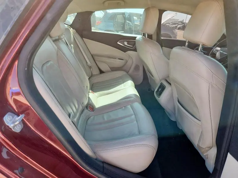 2016 CHRYSLER 200 C  