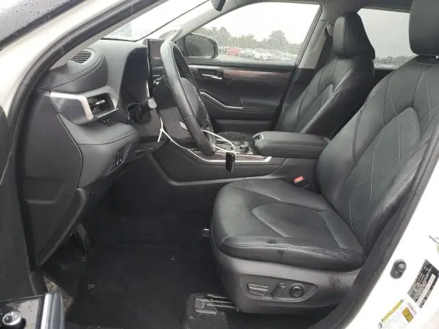 2021 TOYOTA HIGHLANDER PLATINUM  