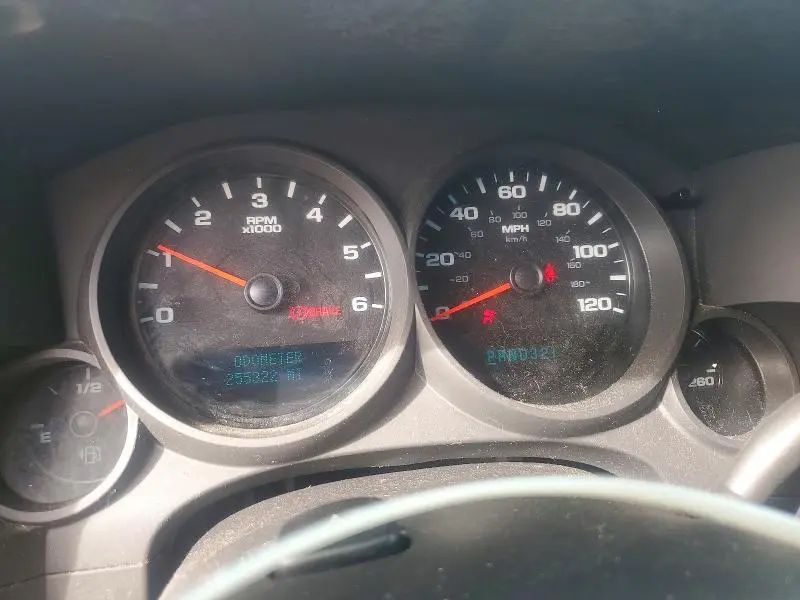 2011 CHEVROLET SILVERADO C1500 LS  