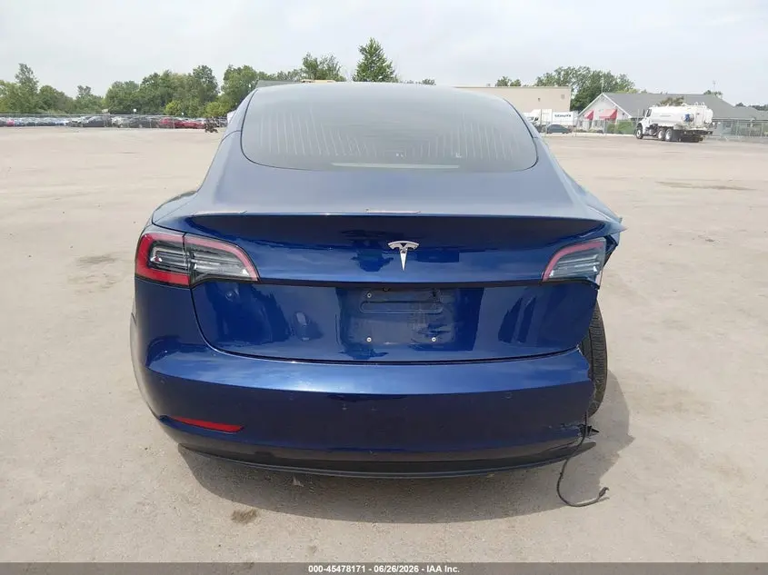 2018 TESLA MODEL 3 LONG RANGE/MID RANGE