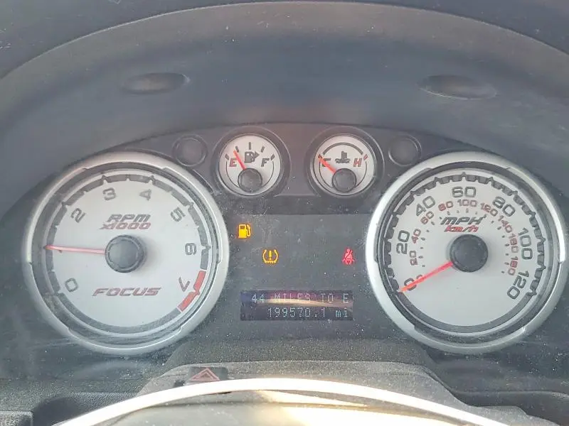 2011 FORD FOCUS SE  
