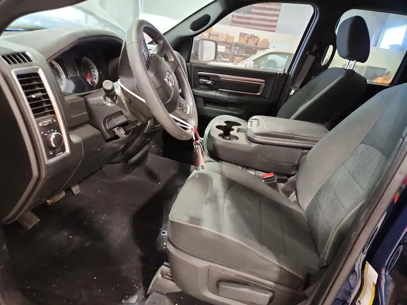 2021 RAM 1500 CLASSIC SLT  