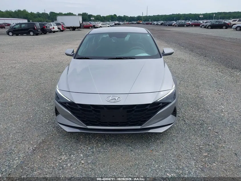 2021 HYUNDAI ELANTRA SE