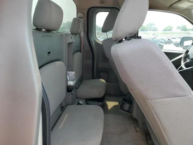 2016 NISSAN FRONTIER S  