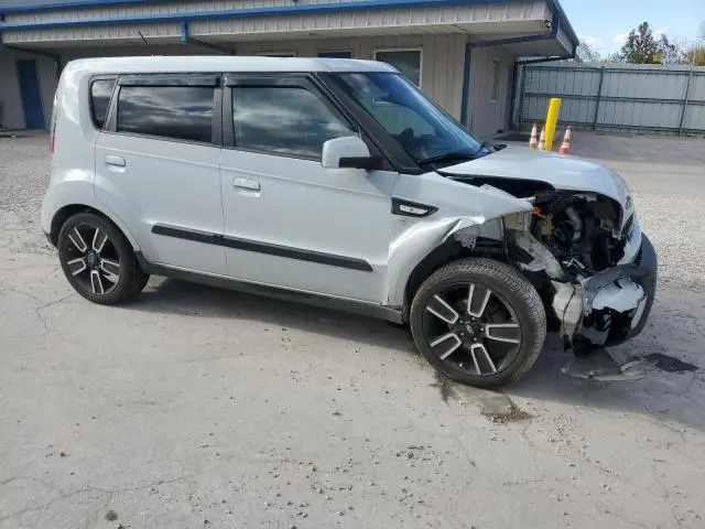 2010 KIA SOUL +  
