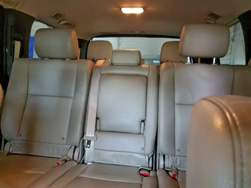 2016 TOYOTA SEQUOIA SR5  