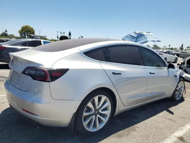 2018 TESLA MODEL 3   