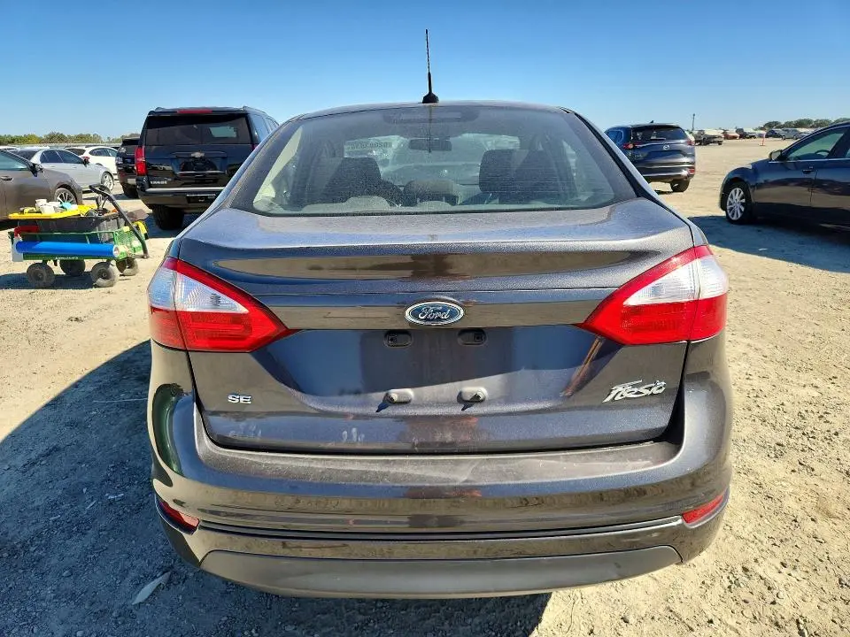 2017 FORD FIESTA SE  