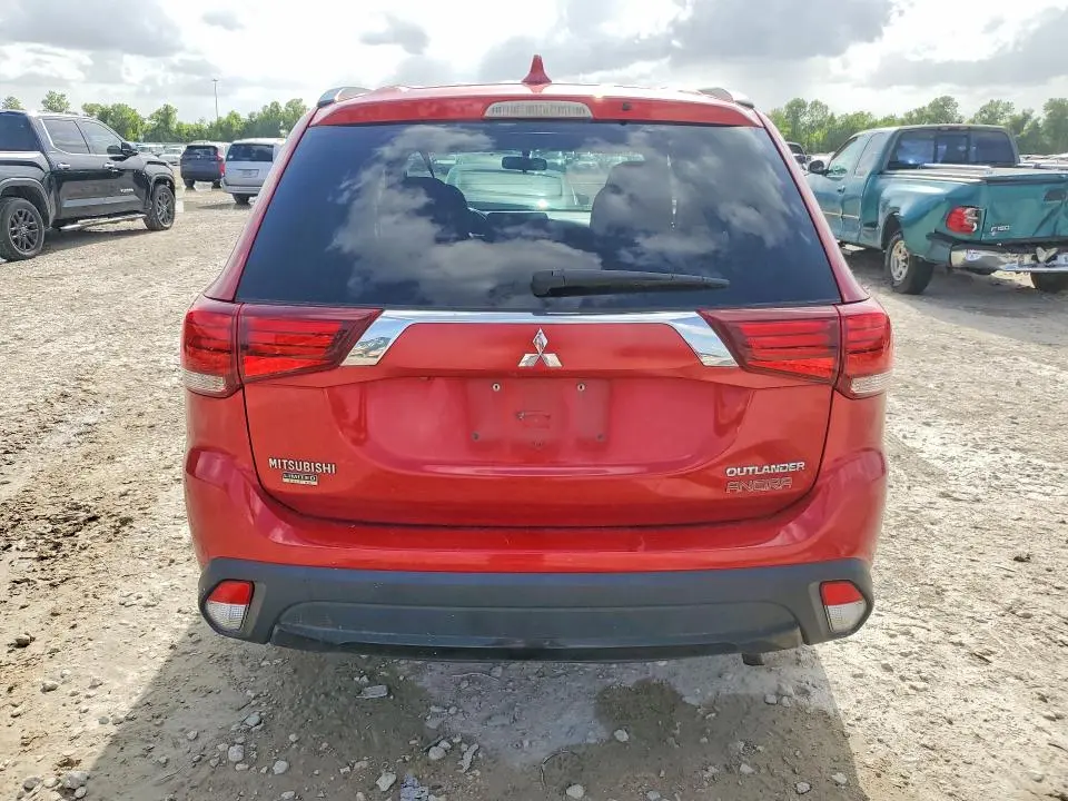 2018 MITSUBISHI OUTLANDER SE  