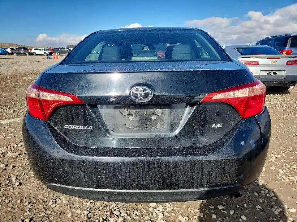2018 TOYOTA COROLLA LE  