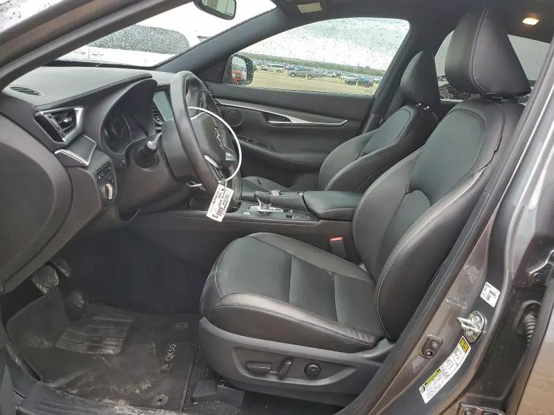 2022 INFINITI QX50 LUXE  