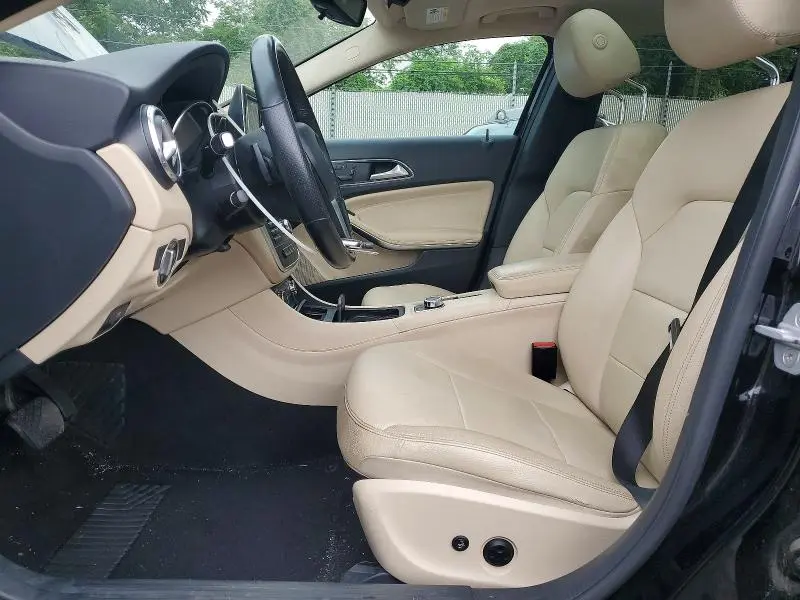 2015 MERCEDES-BENZ GLA 250 4MATIC  