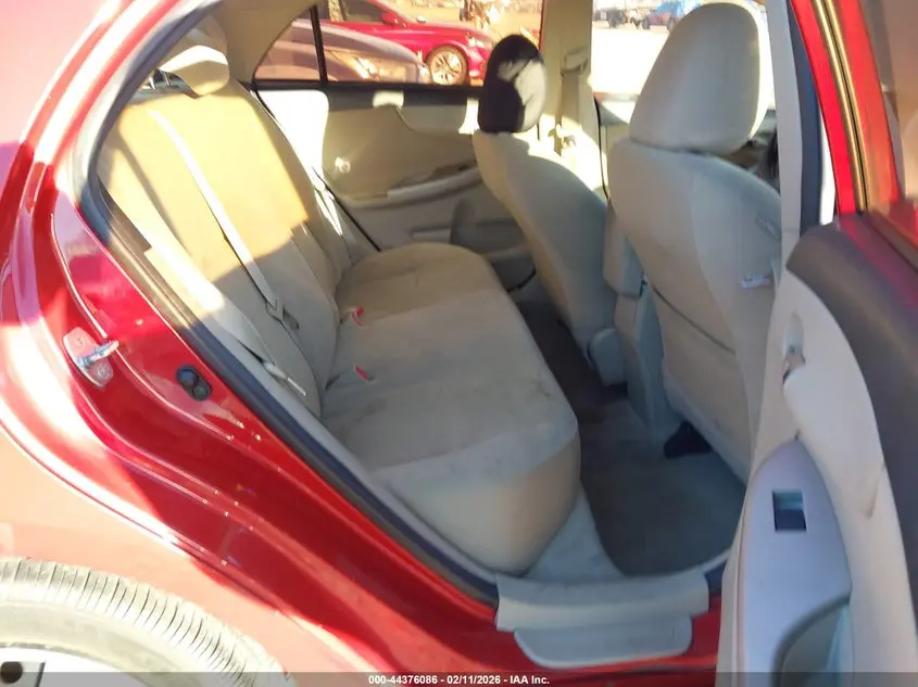 2012 TOYOTA COROLLA LE