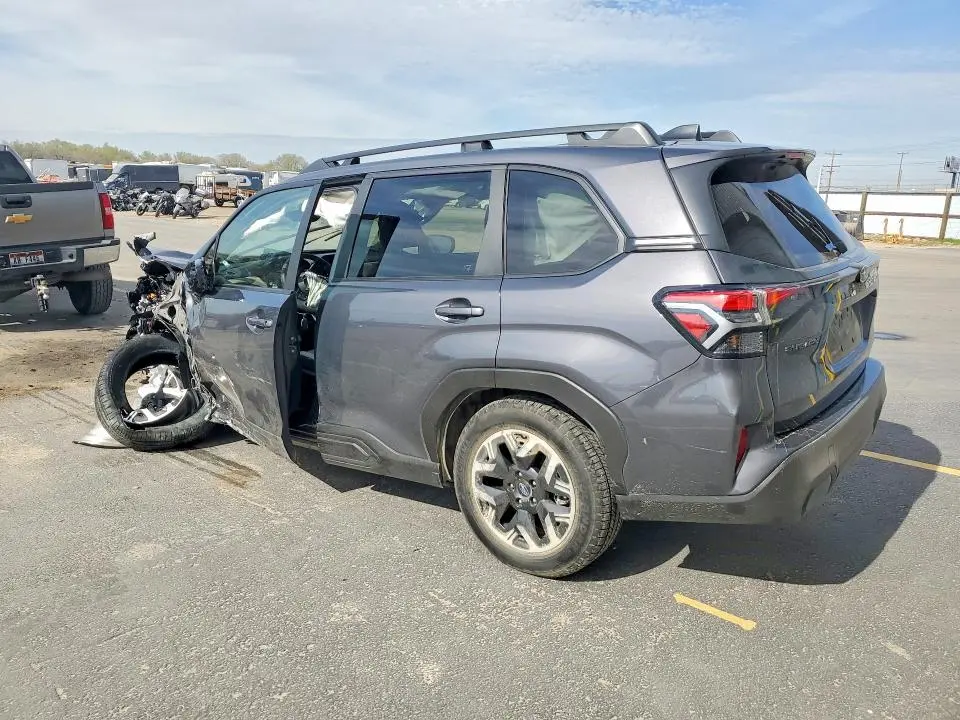 2025 SUBARU FORESTER PREMIUM  