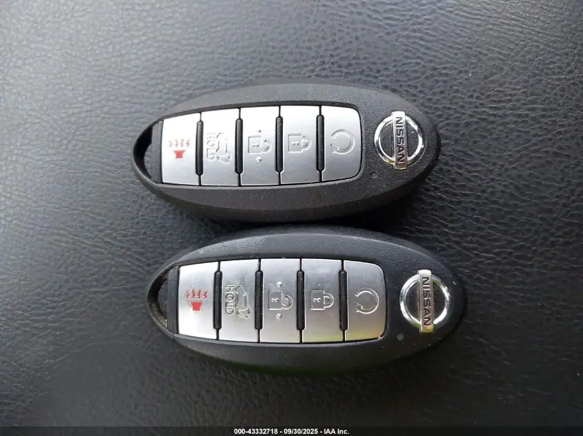 2020 NISSAN PATHFINDER SL 4WD