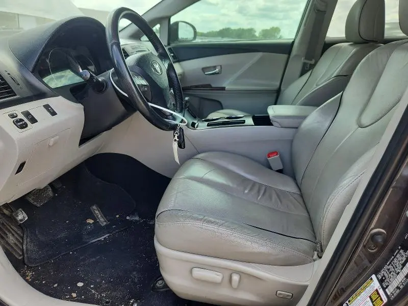 2010 TOYOTA VENZA AWD V6  