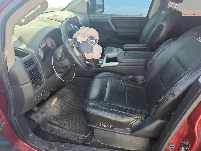 2014 NISSAN TITAN SV  
