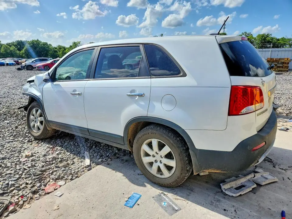 2011 KIA SORENTO LX  