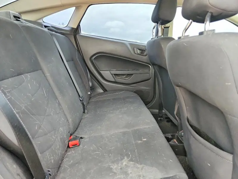 2018 FORD FIESTA SE  