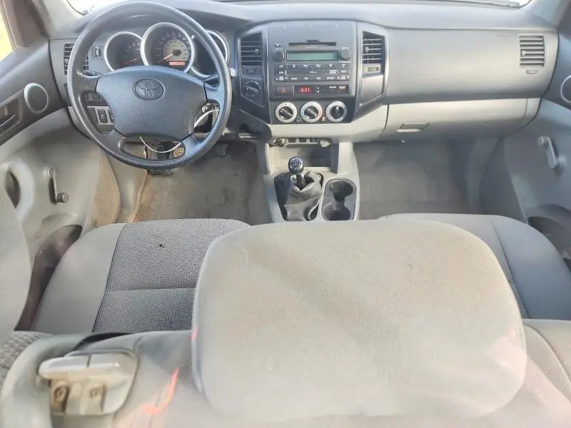 2011 TOYOTA TACOMA   