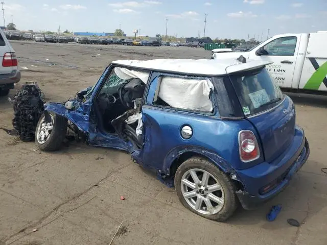 2013 MINI COOPER S