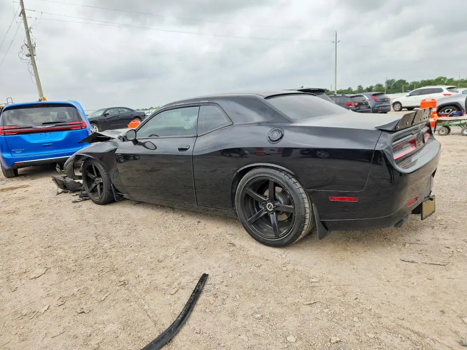 2016 DODGE CHALLENGER SXT  