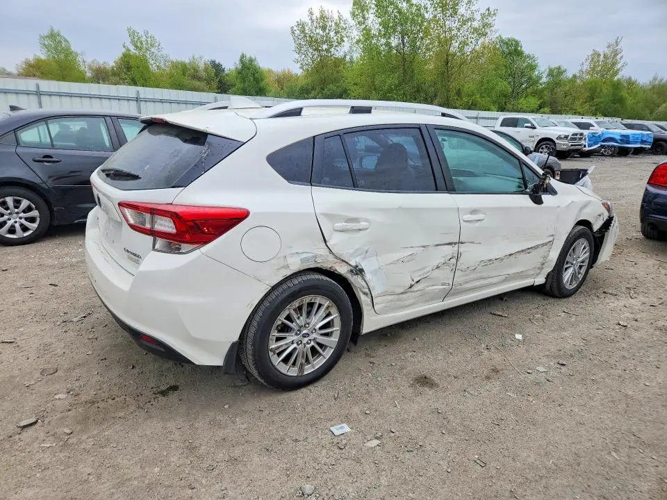 2017 SUBARU IMPREZA PREMIUM  