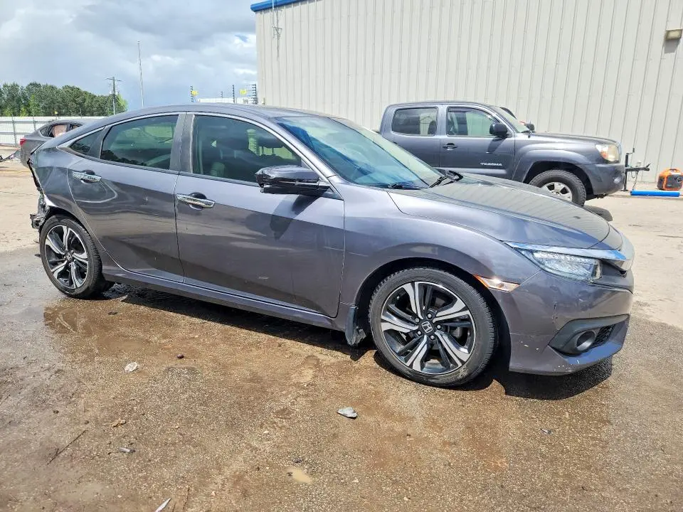 2018 HONDA CIVIC TOURING  