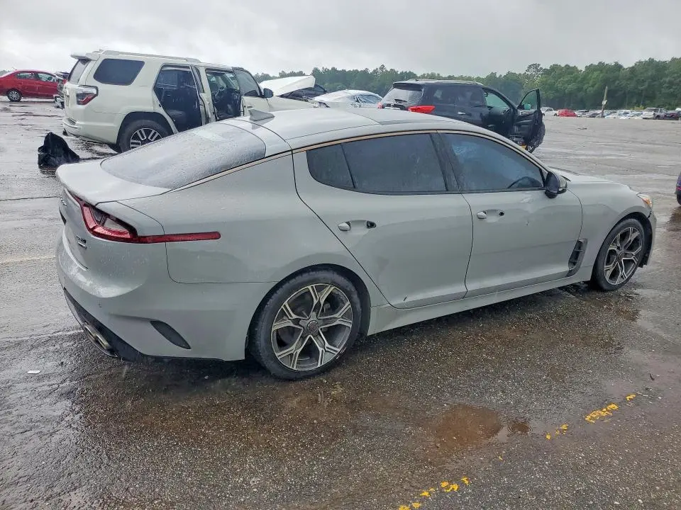 2021 KIA STINGER GT-LINE  
