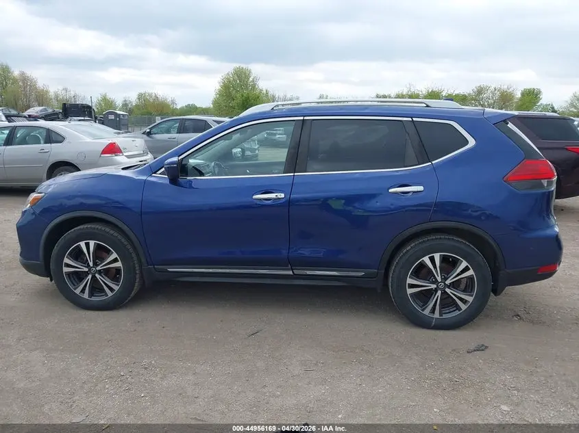 2017 NISSAN ROGUE SL