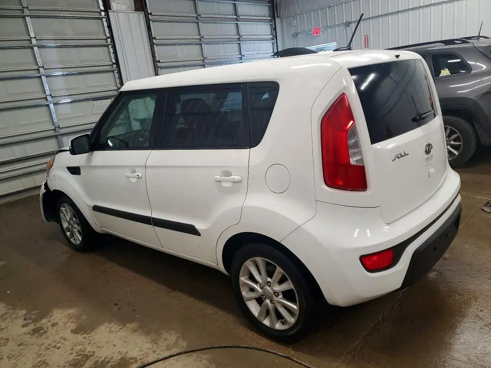 2012 KIA SOUL +  