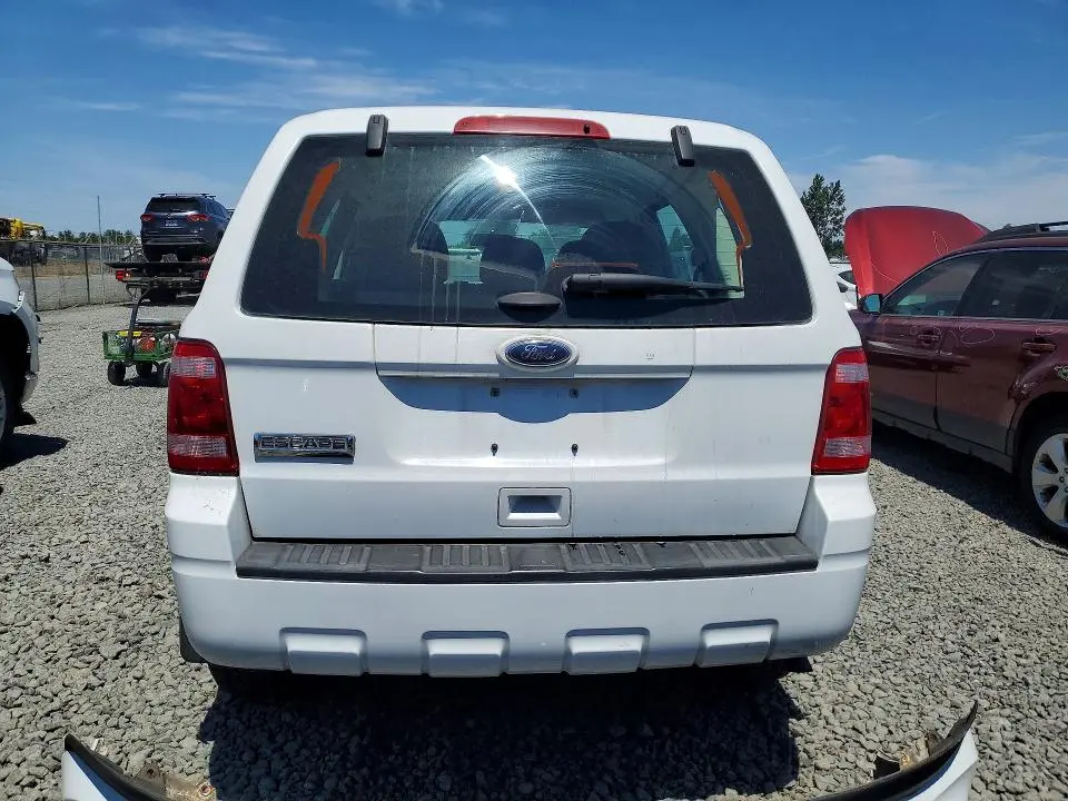 2012 FORD ESCAPE XLS  