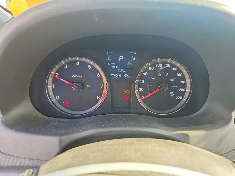 2012 HYUNDAI ACCENT GLS  