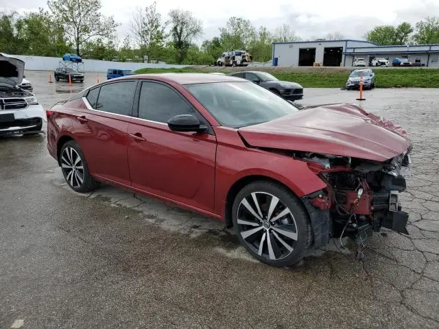 2022 NISSAN ALTIMA SR  