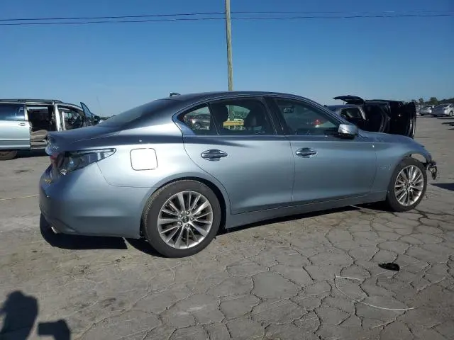 2018 INFINITI Q50 LUXE  