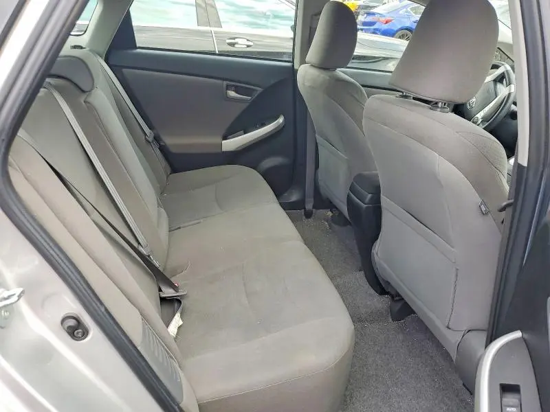 2013 TOYOTA PRIUS TWO  