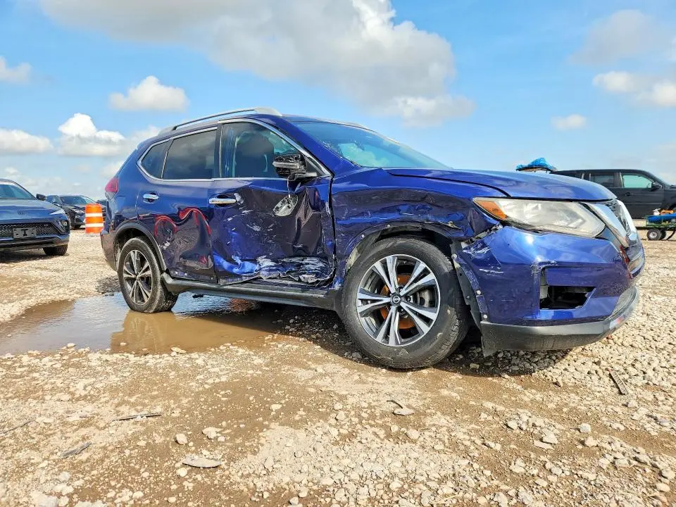 2019 NISSAN ROGUE SV  