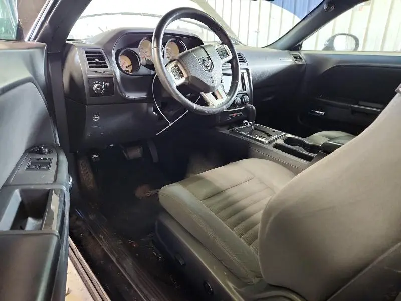 2012 DODGE CHALLENGER SXT  