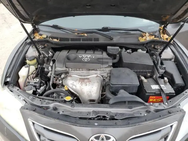 2010 TOYOTA CAMRY BASE  